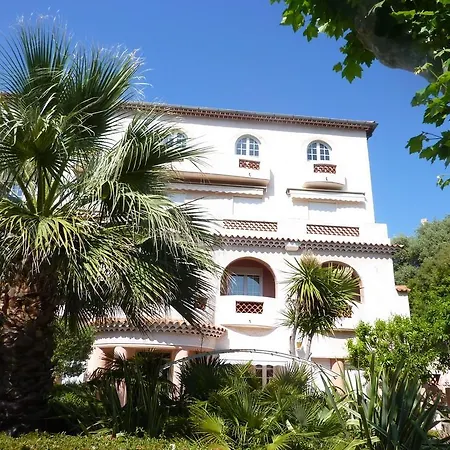 Beau T2 En Centre Avec Parking Privé * Bandol